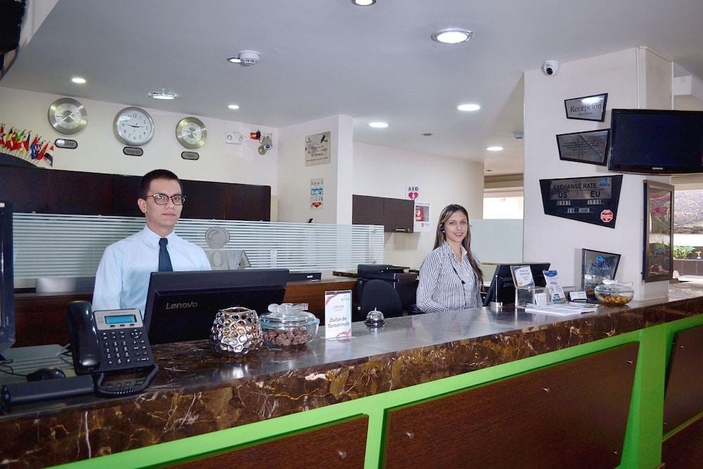 Hotel Acqua ميديلين المظهر الخارجي الصورة